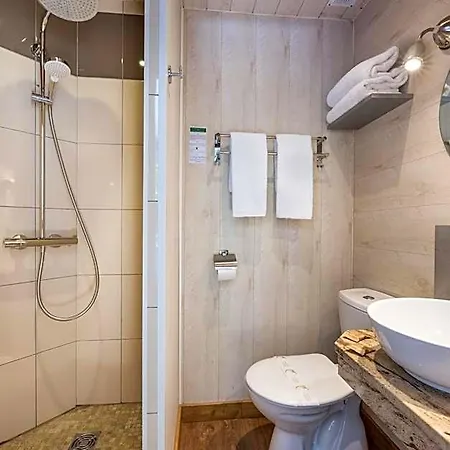 Hotell Beau Rivage